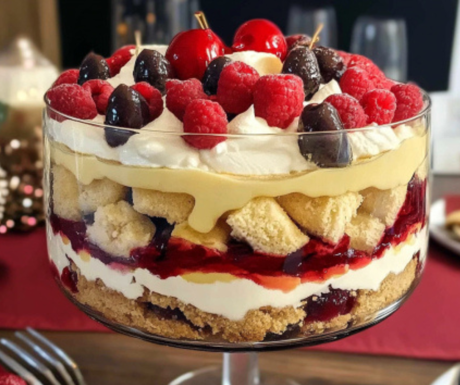 🎄 Mascarpone Custard Trifle: A Festive Christmas Dessert to Impress 🍓✨